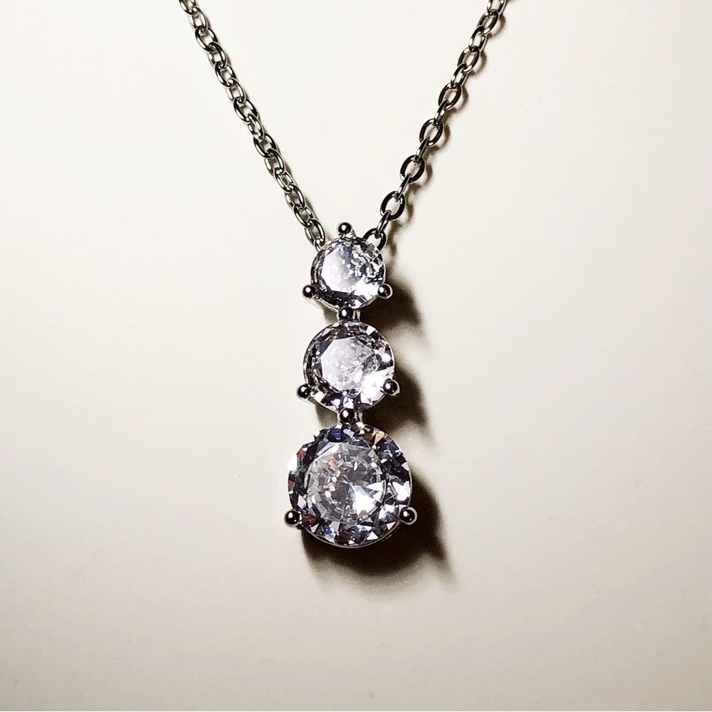 Sterling Silver Zircon Diamond Past, Present, Future 3 Solitaire Stone Necklace
